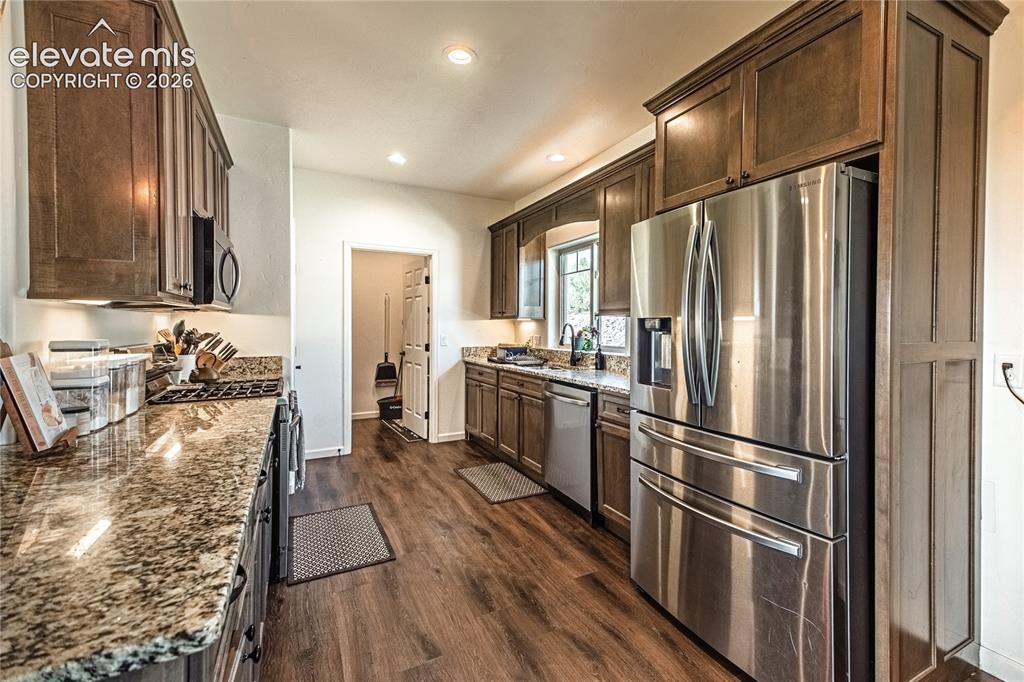 585 Twin Pines Avenue Rockvale CO 81244