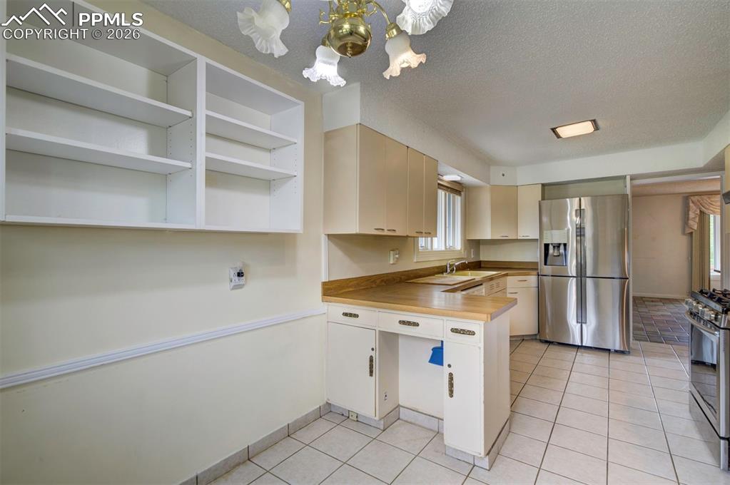 130 Cresta Road Colorado Springs CO 80906