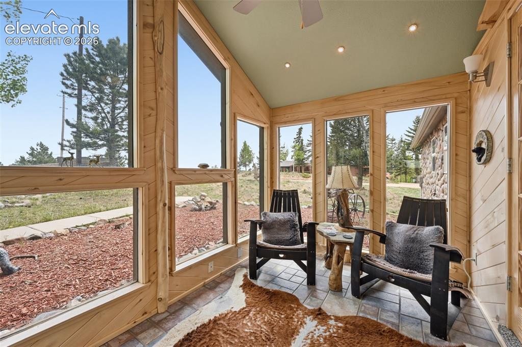 1625 N Mountain Estates Road Florissant CO 80816