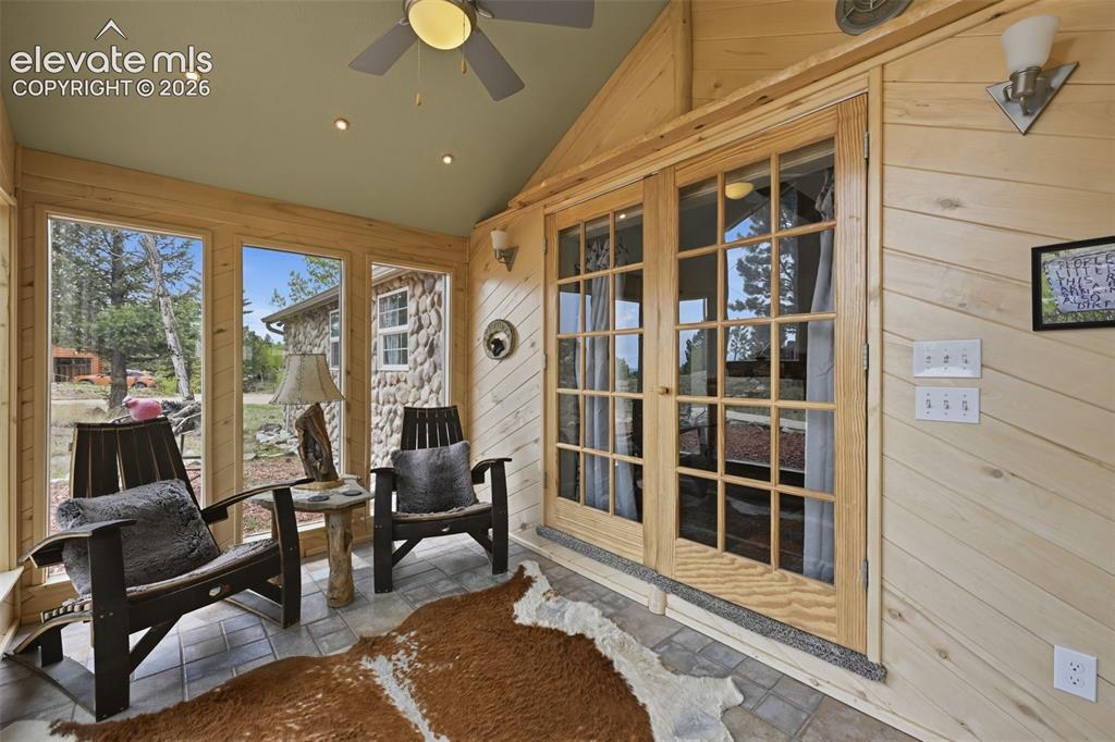 1625 N Mountain Estates Road Florissant CO 80816