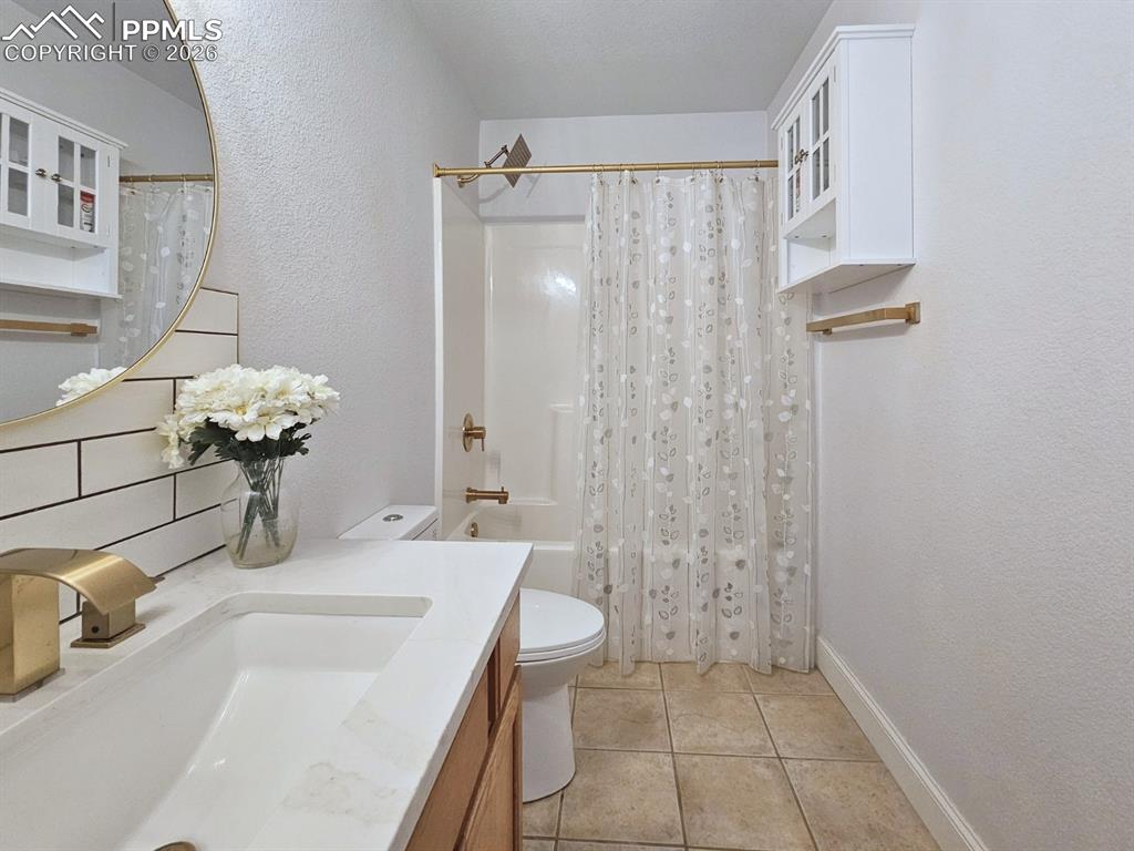 18690 Soapstone View Fountain CO 80817