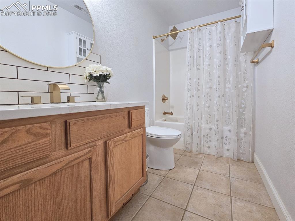 18690 Soapstone View Fountain CO 80817