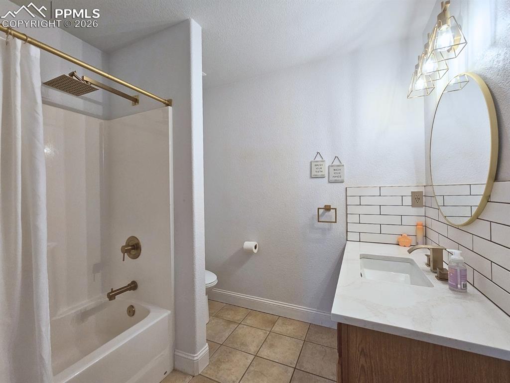 18690 Soapstone View Fountain CO 80817