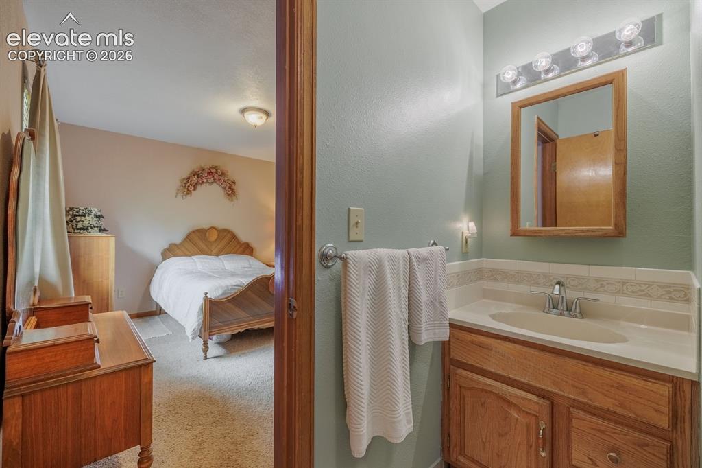 107 Glovers Lane Woodland Park CO 80863
