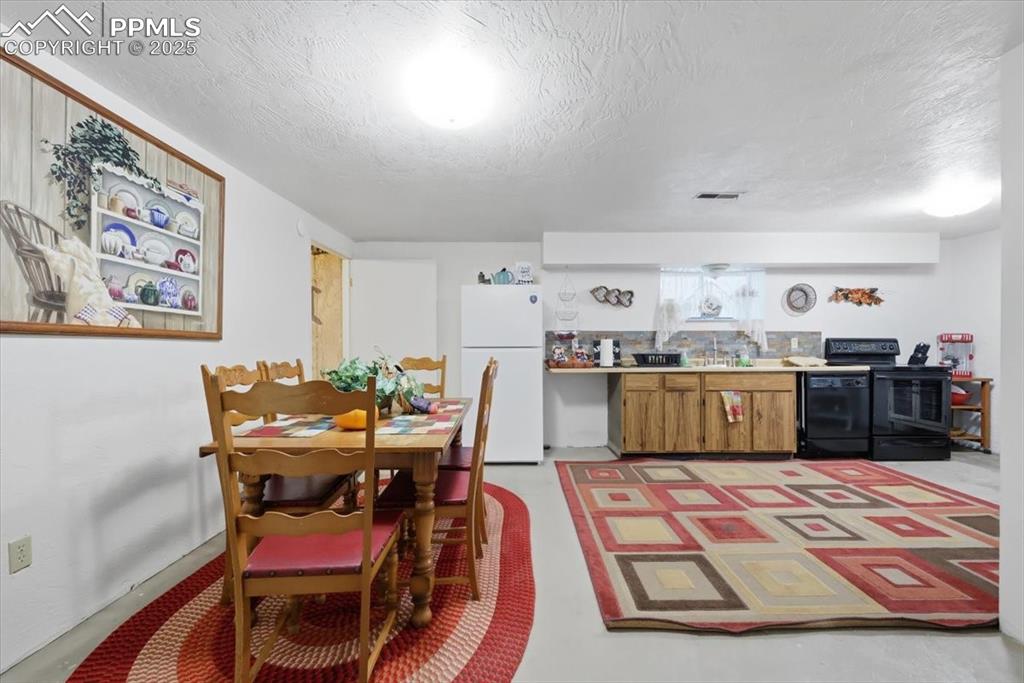 2202 N Ellicott Highway Calhan CO 80808