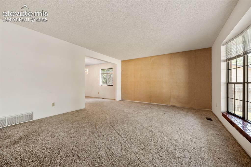4 Yarrow Court Pueblo CO 81001