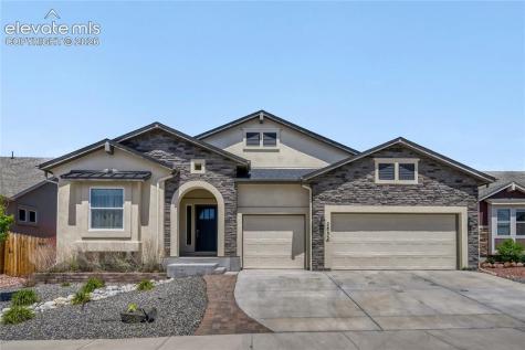 2832 Pony Club Lane Colorado Springs CO 80922