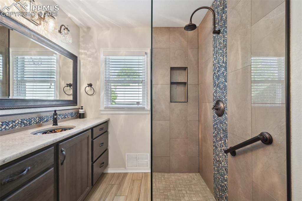 1055 N 18th Street Colorado Springs CO 80904