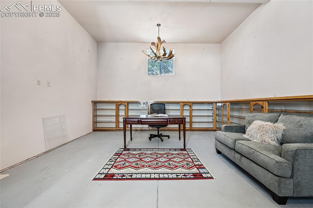 1055 N 18th Street Colorado Springs CO 80904