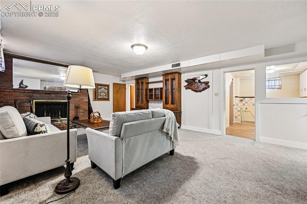 1055 N 18th Street Colorado Springs CO 80904