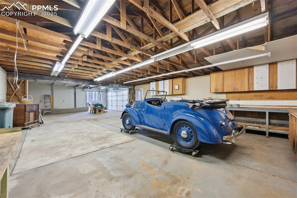 1055 N 18th Street Colorado Springs CO 80904