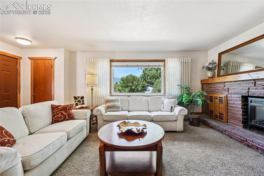 1055 N 18th Street Colorado Springs CO 80904