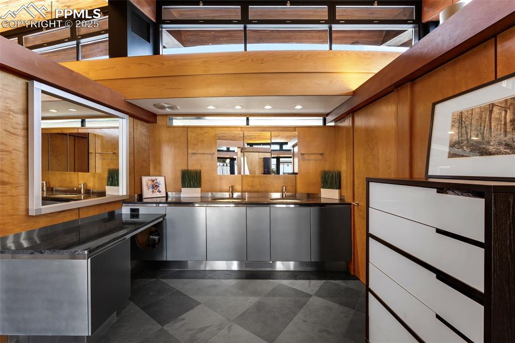 10780 S Forest Drive Colorado Springs CO 80908