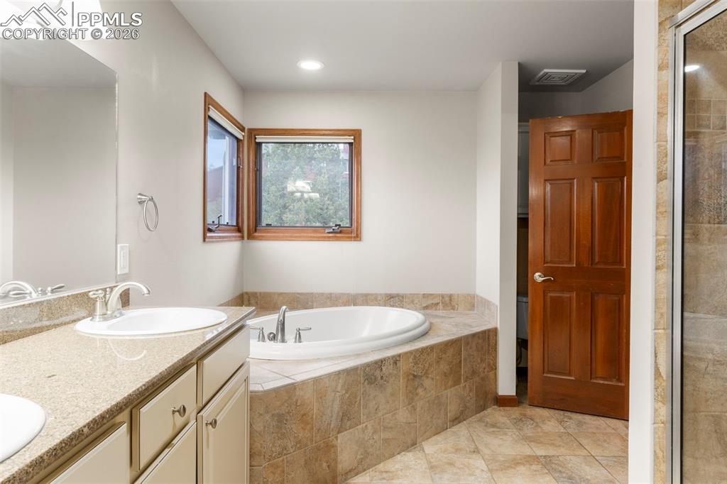 2845 Halleys Court Colorado Springs CO 80906