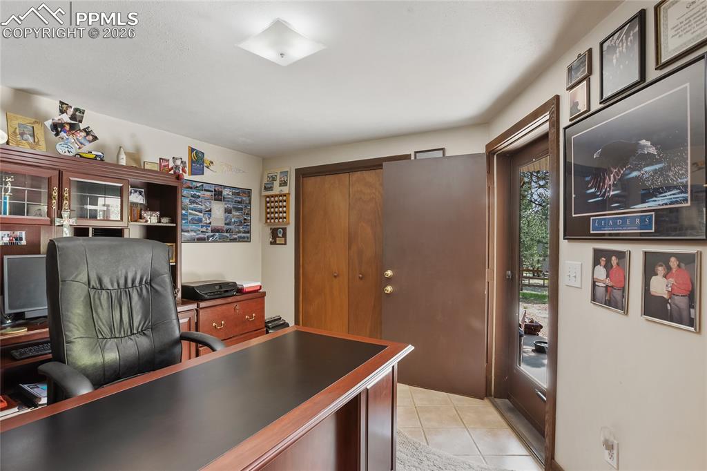 381 Saddleback Creek Drive Florissant CO 80816