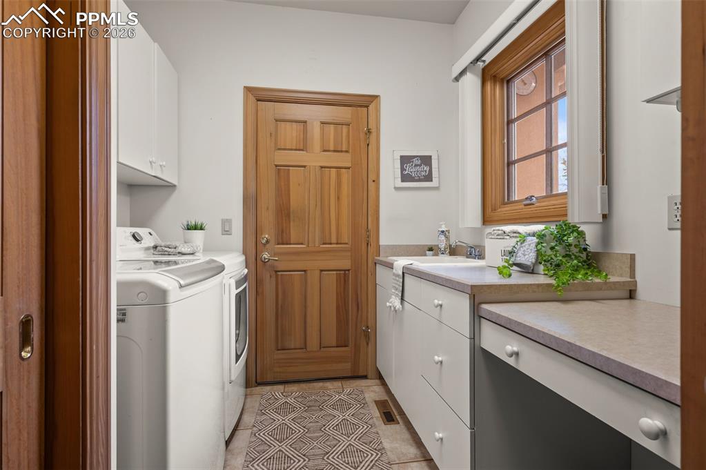 2555 Stagsleap Point Colorado Springs CO 80904