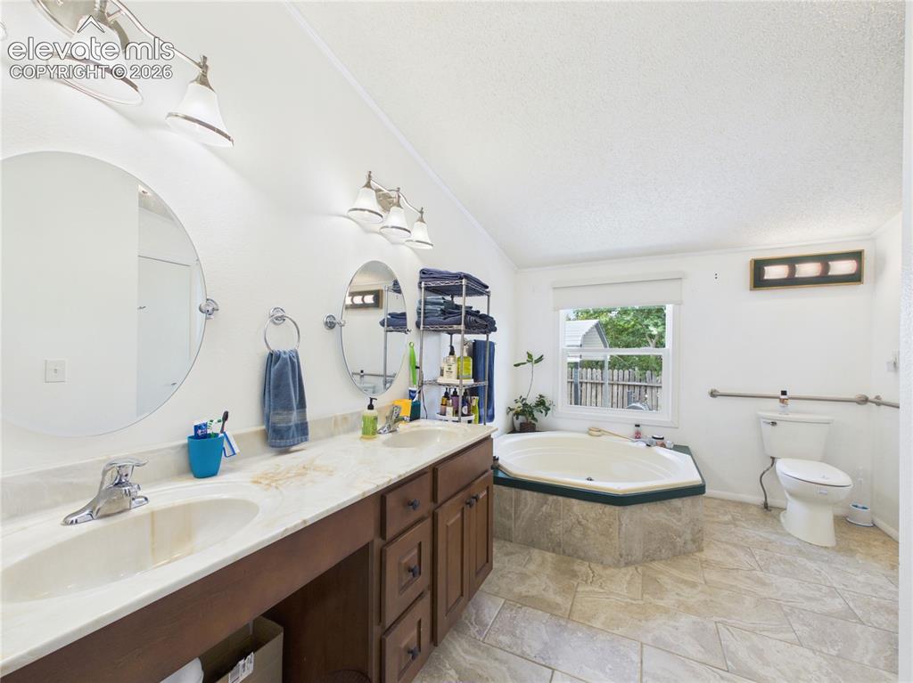 1047 S Saddlerock Drive Pueblo West CO 81007