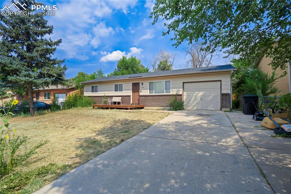 3658 Darkwood Place Colorado Springs CO 80910