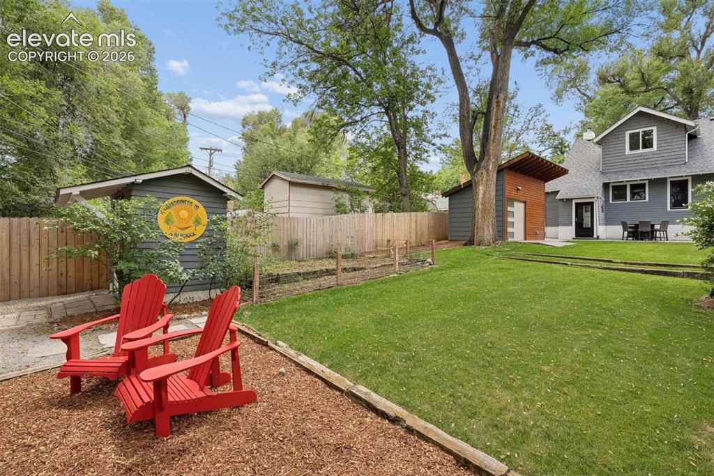 1717 Ivy Place Colorado Springs CO 80905