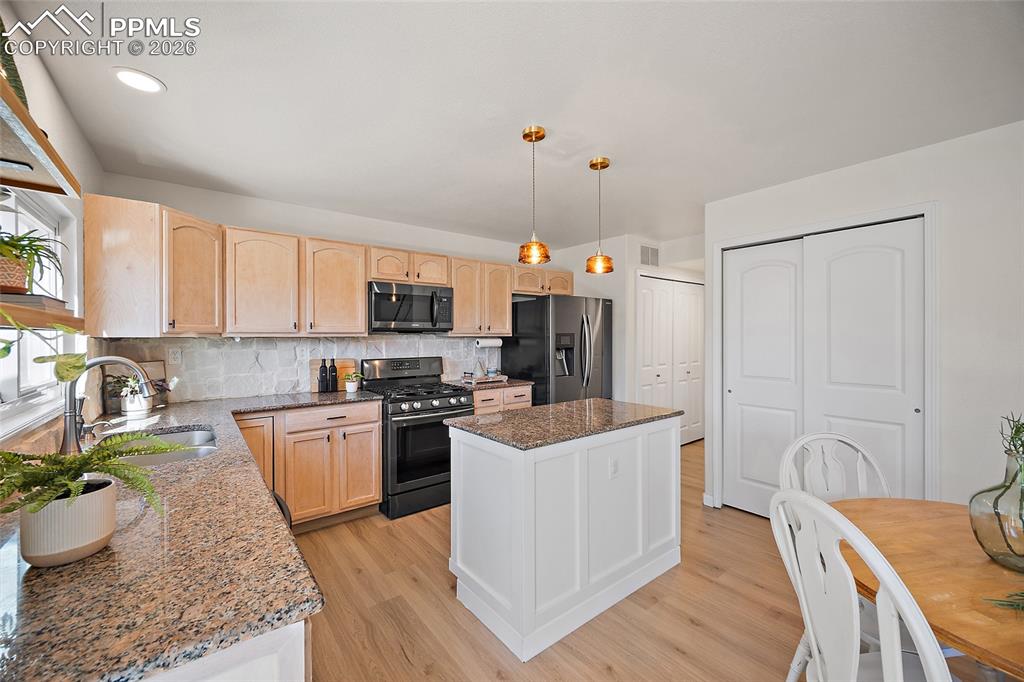 7323 Willowdale Drive Fountain CO 80817