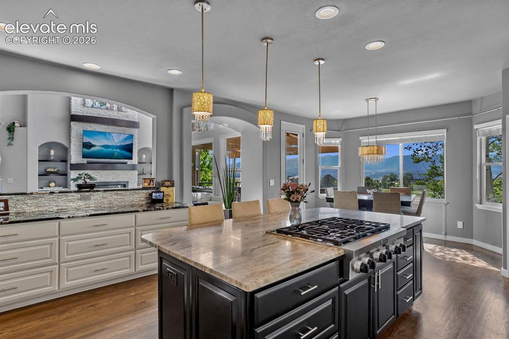 9952 Oak Knoll Terrace Colorado Springs CO 80920