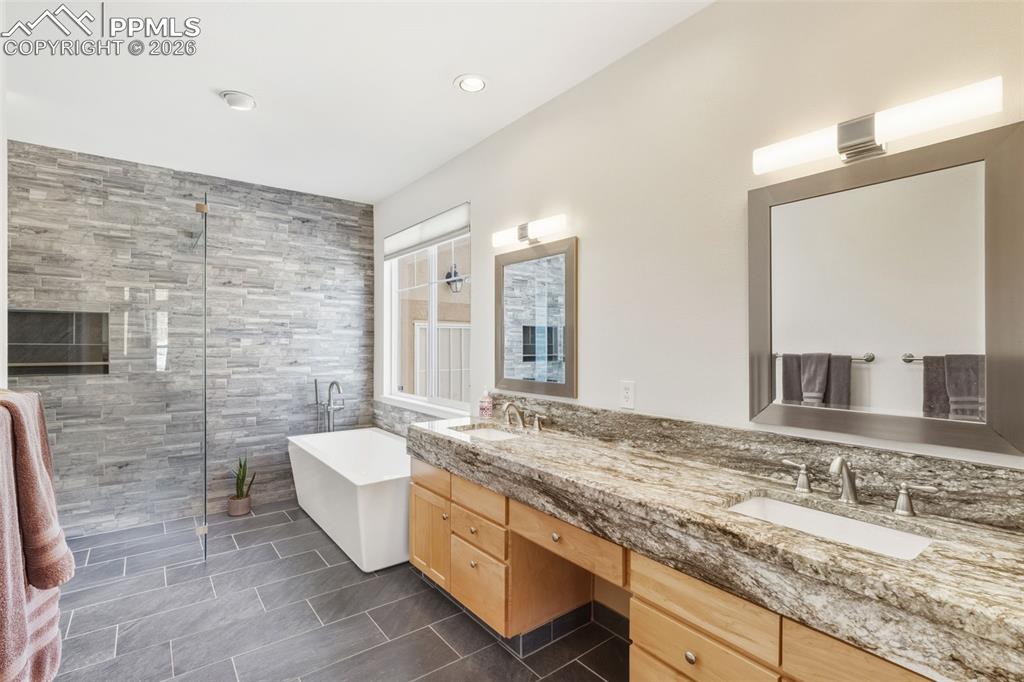 2528 Willow Glen Drive Colorado Springs CO 80920