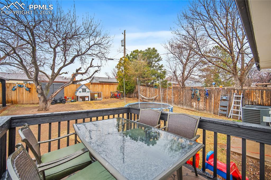 622 Paradise Lane Colorado Springs CO 80904
