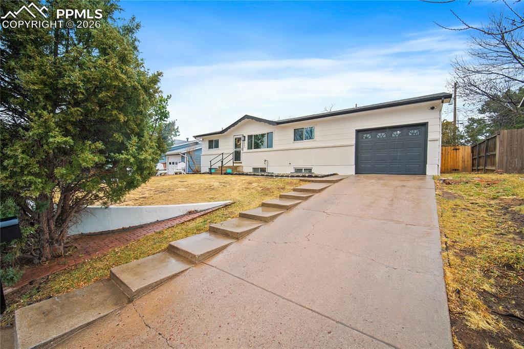 622 Paradise Lane Colorado Springs CO 80904