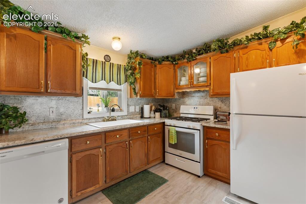 427 S Woodland Avenue Woodland Park CO 80863