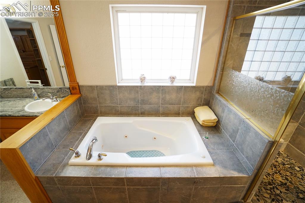 461 E Fredonia Drive Pueblo CO 81007