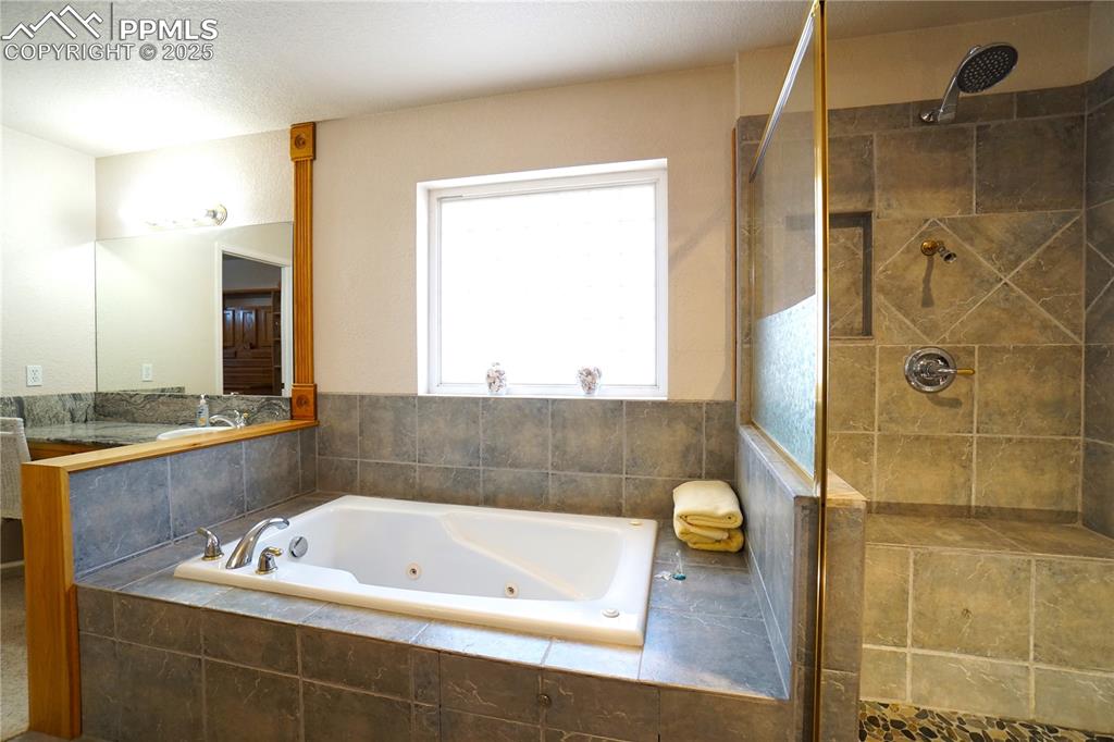 461 E Fredonia Drive Pueblo CO 81007