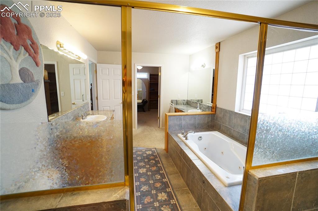 461 E Fredonia Drive Pueblo CO 81007
