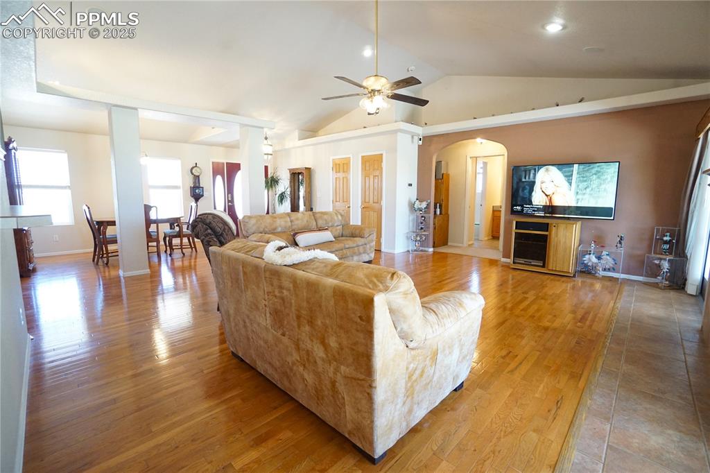 461 E Fredonia Drive Pueblo CO 81007