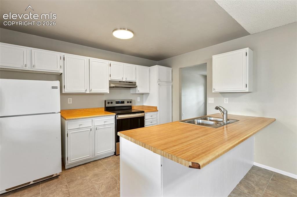 2520 E Prescott Circle Colorado Springs CO 80916