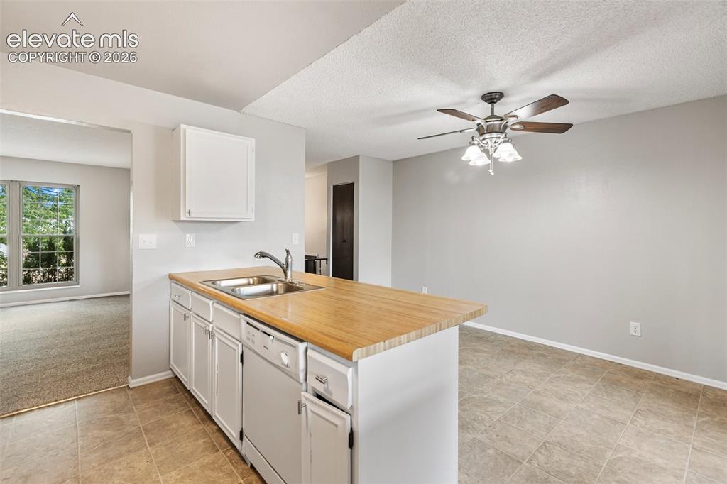 2520 E Prescott Circle Colorado Springs CO 80916
