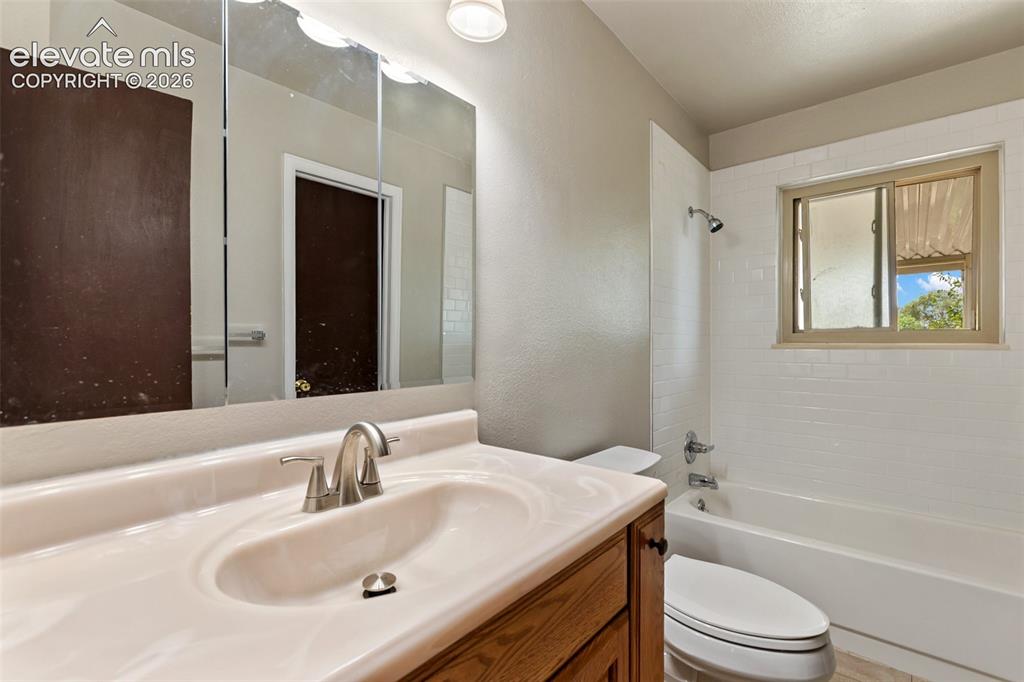 2520 E Prescott Circle Colorado Springs CO 80916