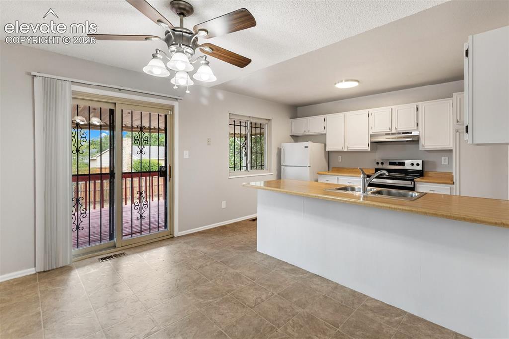 2520 E Prescott Circle Colorado Springs CO 80916