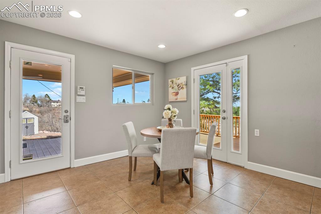23 Crescent Lane Colorado Springs CO 80904