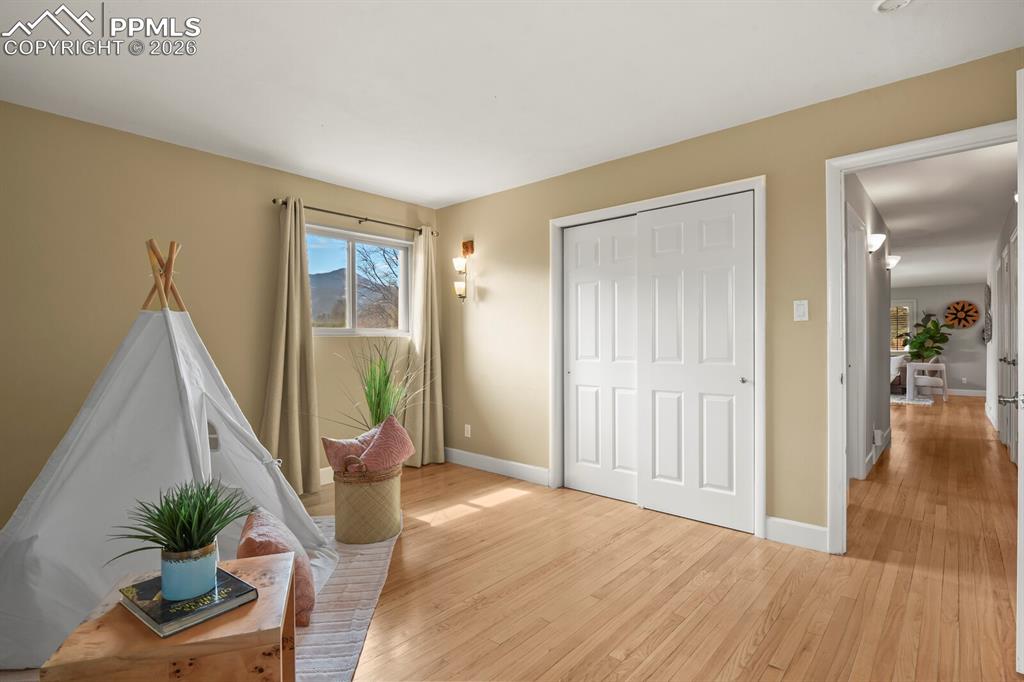 23 Crescent Lane Colorado Springs CO 80904