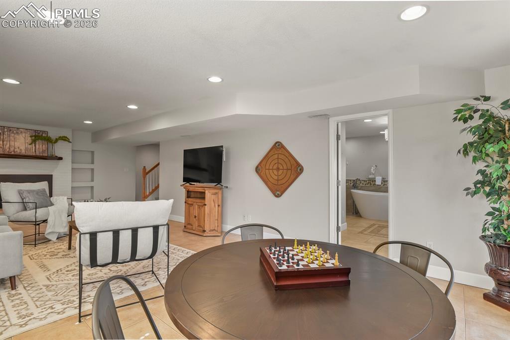 23 Crescent Lane Colorado Springs CO 80904