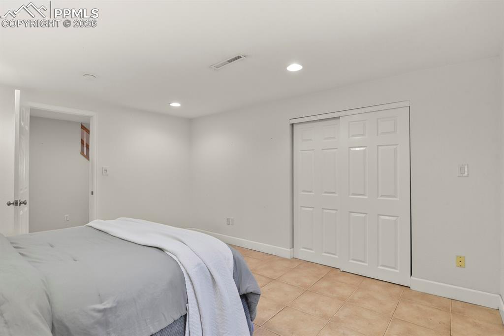 23 Crescent Lane Colorado Springs CO 80904