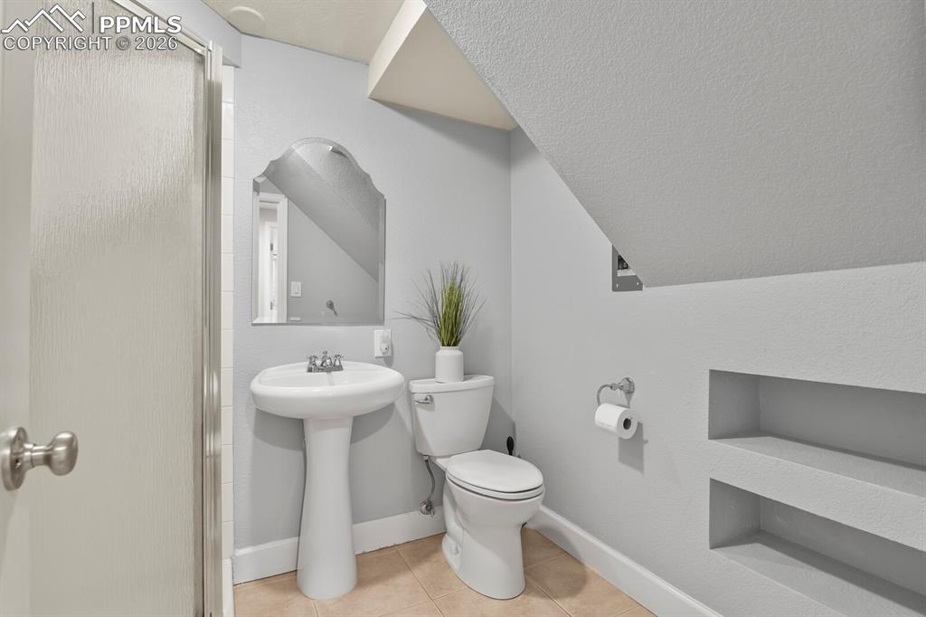 23 Crescent Lane Colorado Springs CO 80904