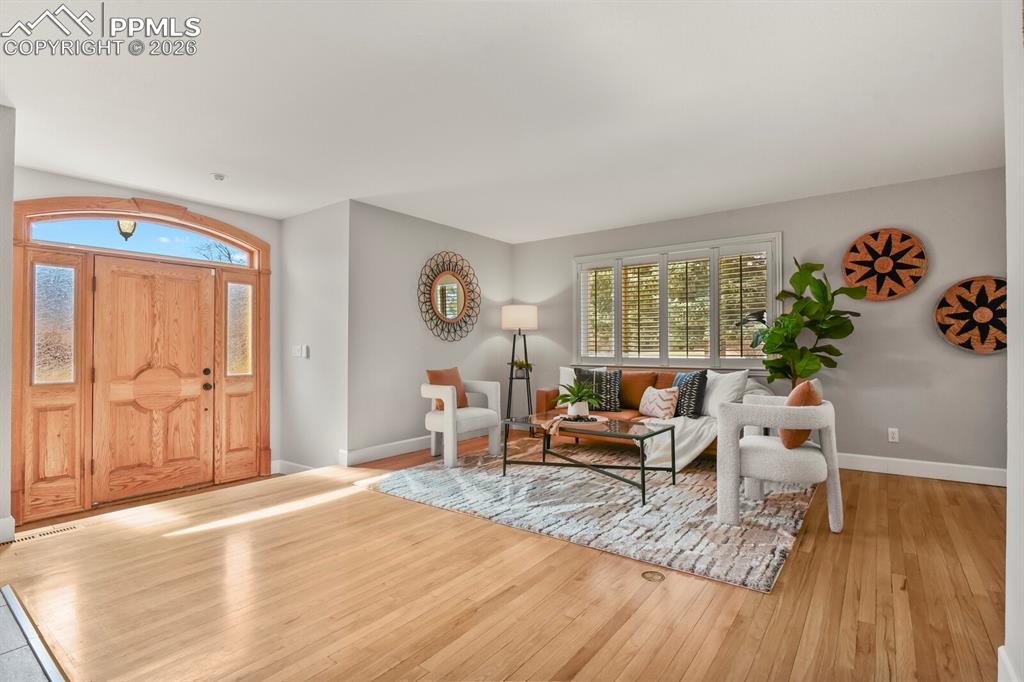 23 Crescent Lane Colorado Springs CO 80904