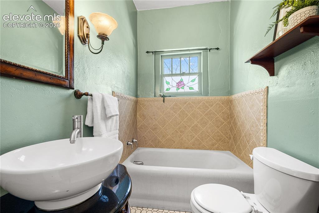 27 Dunsmere Avenue Pueblo CO 81004