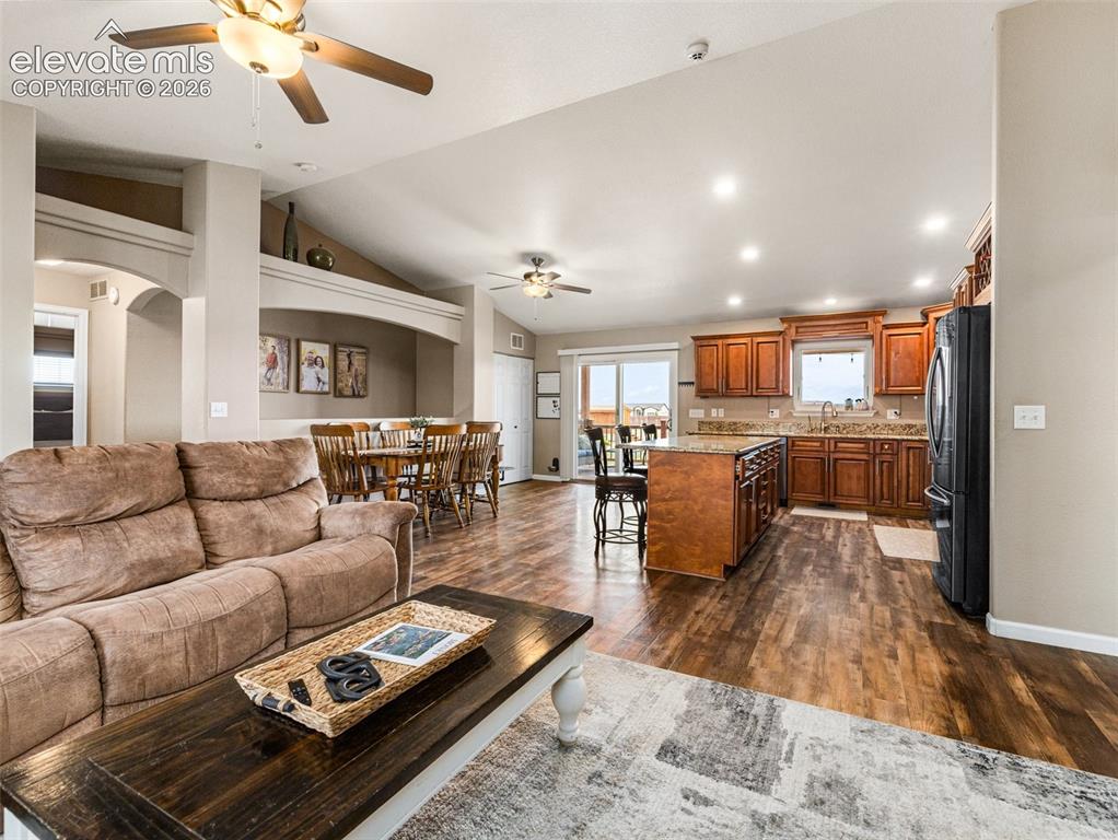 734 E Marigold Drive Pueblo CO 81007