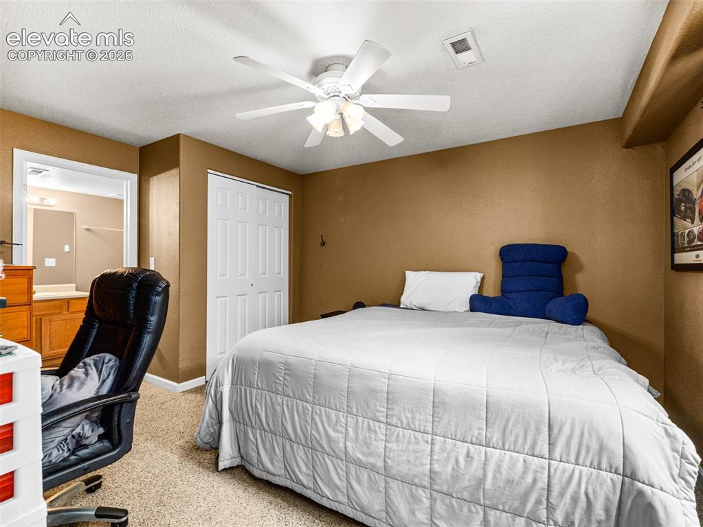 734 E Marigold Drive Pueblo CO 81007