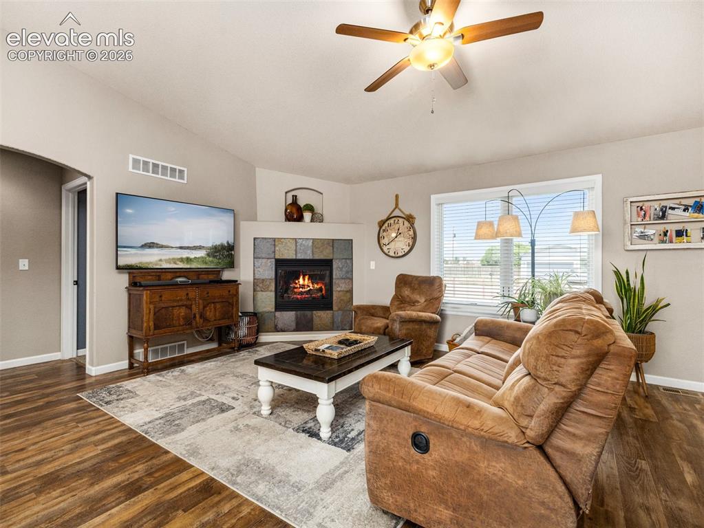 734 E Marigold Drive Pueblo CO 81007