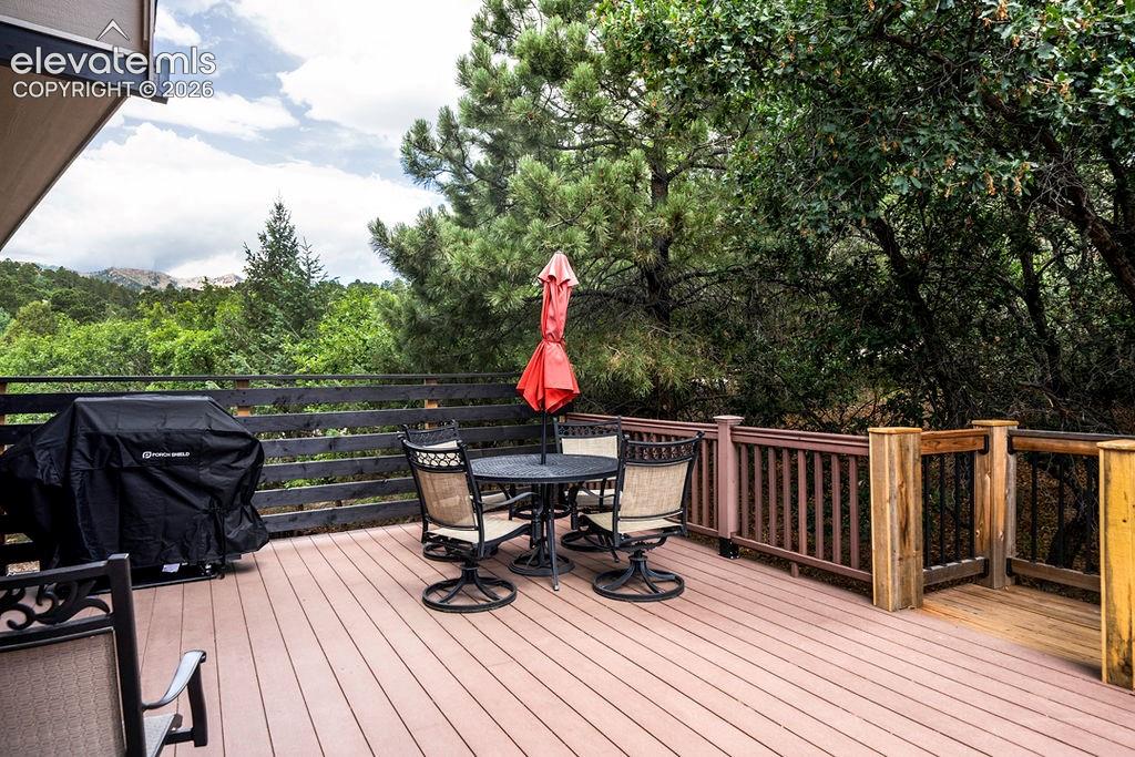 6815 Oak Valley Lane Colorado Springs CO 80919