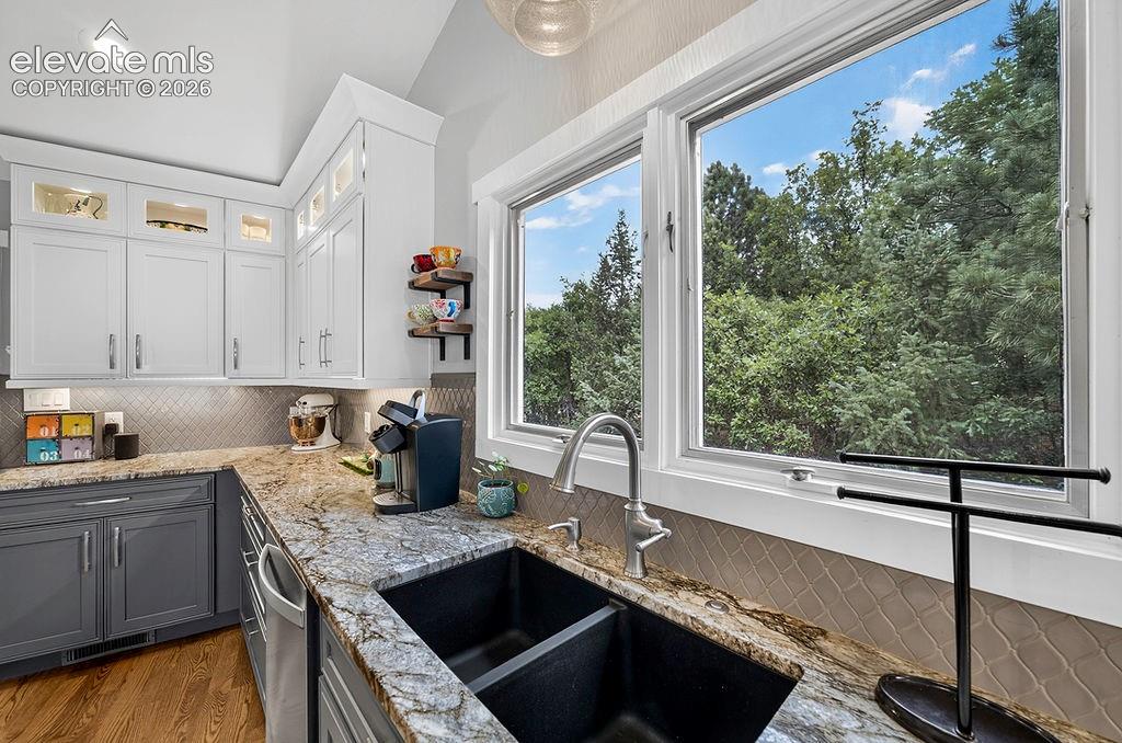 6815 Oak Valley Lane Colorado Springs CO 80919