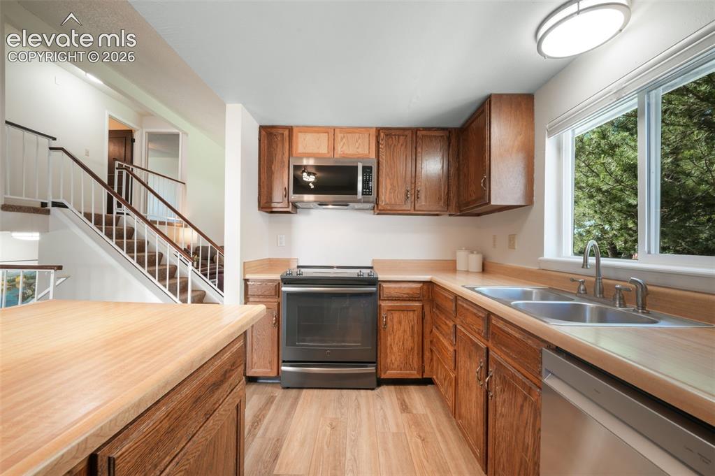 380 Winter Park Lane Colorado Springs CO 80919